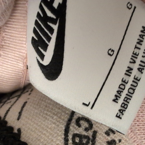 Nike pullover, light pink 🌷 - Picture 7 of 8